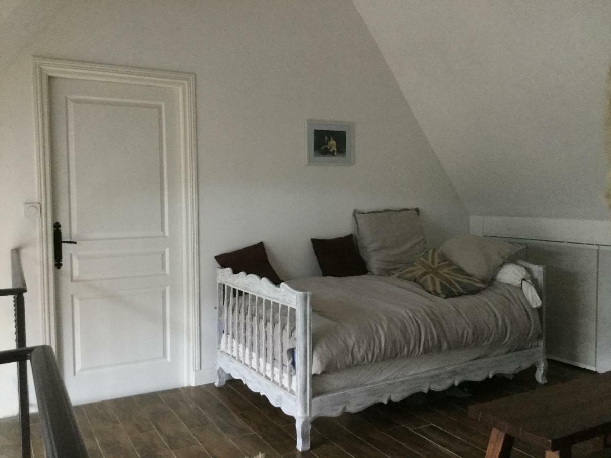 Maison De Sandrine Jumeauville Bagian luar foto
