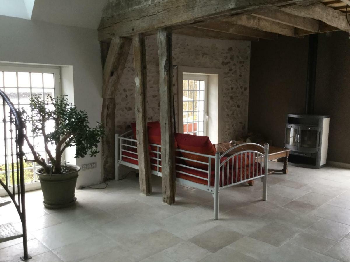 Maison De Sandrine Jumeauville Bagian luar foto